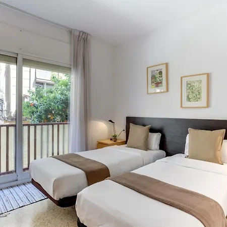 Apartment Bright And Spacious 3 Bedroom Close To The Beach Barcelona