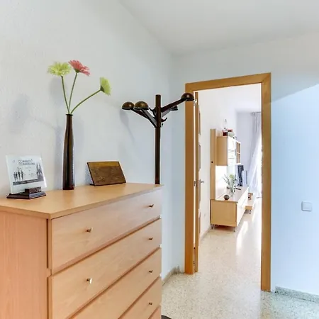 Bright And Spacious 3 Bedroom Close To The Beach Barcelona